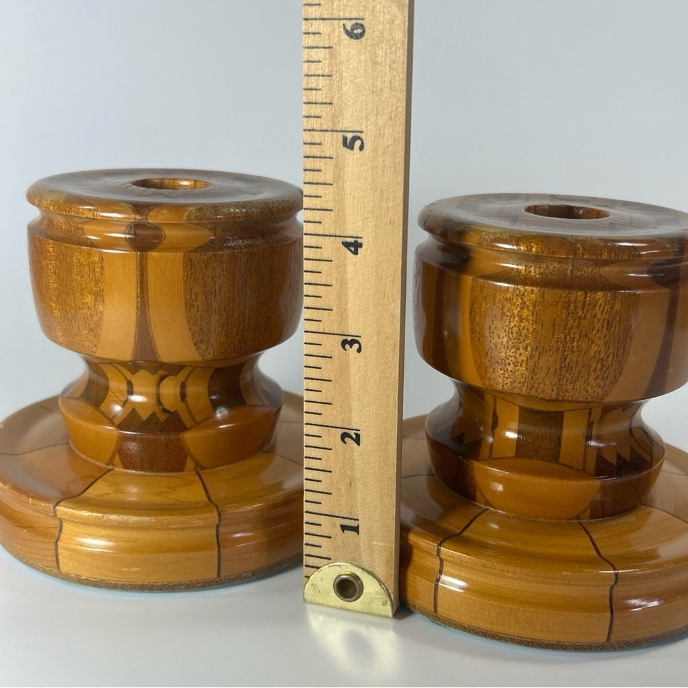 Hand turned wooden candle stick holders lacquered signed - Picture 10 of 13